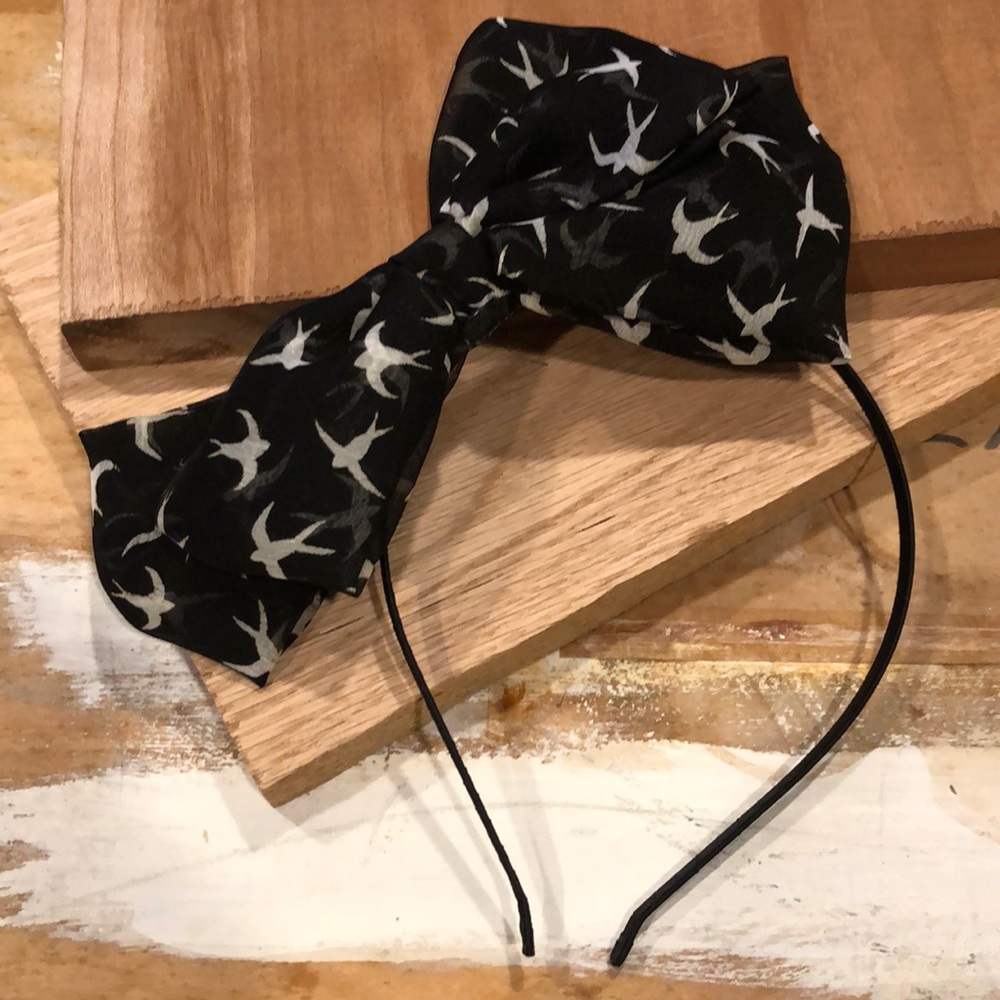 ModCloth Bird Print Bow Headband